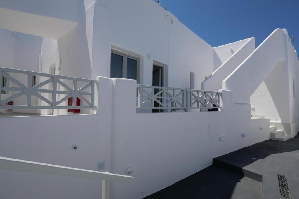 Fira Unique Rooms- Fira Center Esterno foto