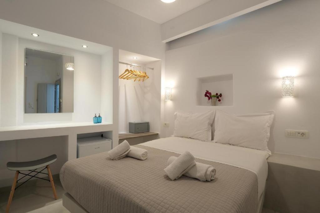 Fira Unique Rooms- Fira Center Esterno foto